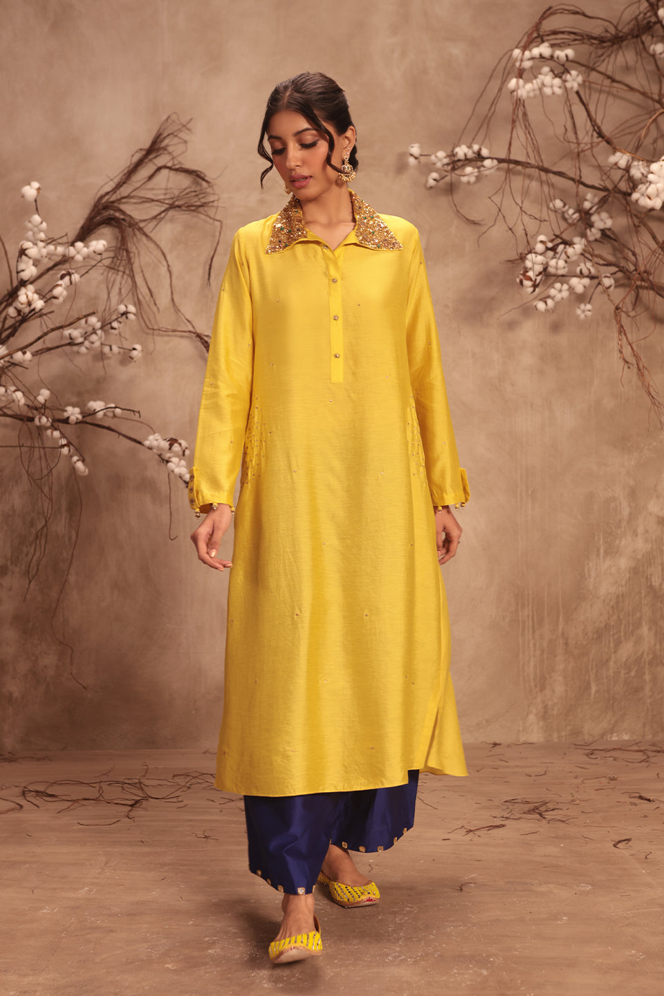 Nazakat Yellow Collar Kurta Set