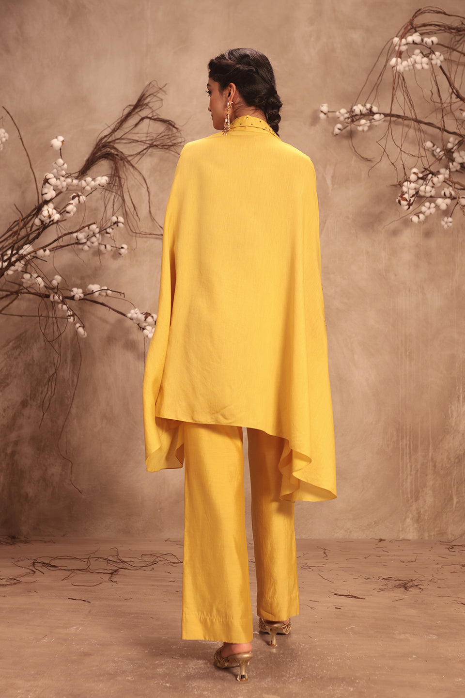 Nazakat Dark Yellow Cape Set