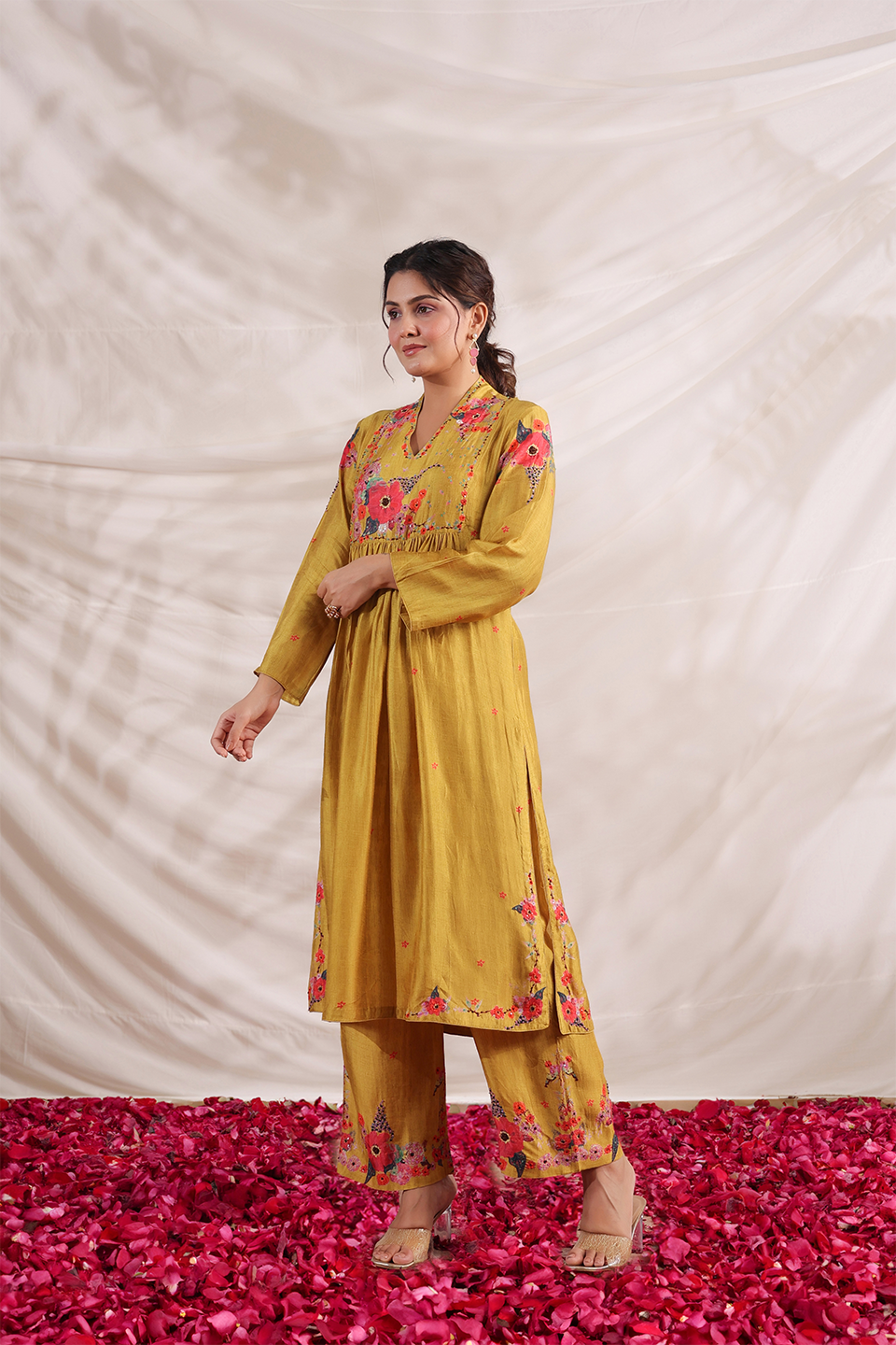 Bahaar Frockstyle Kurta Set