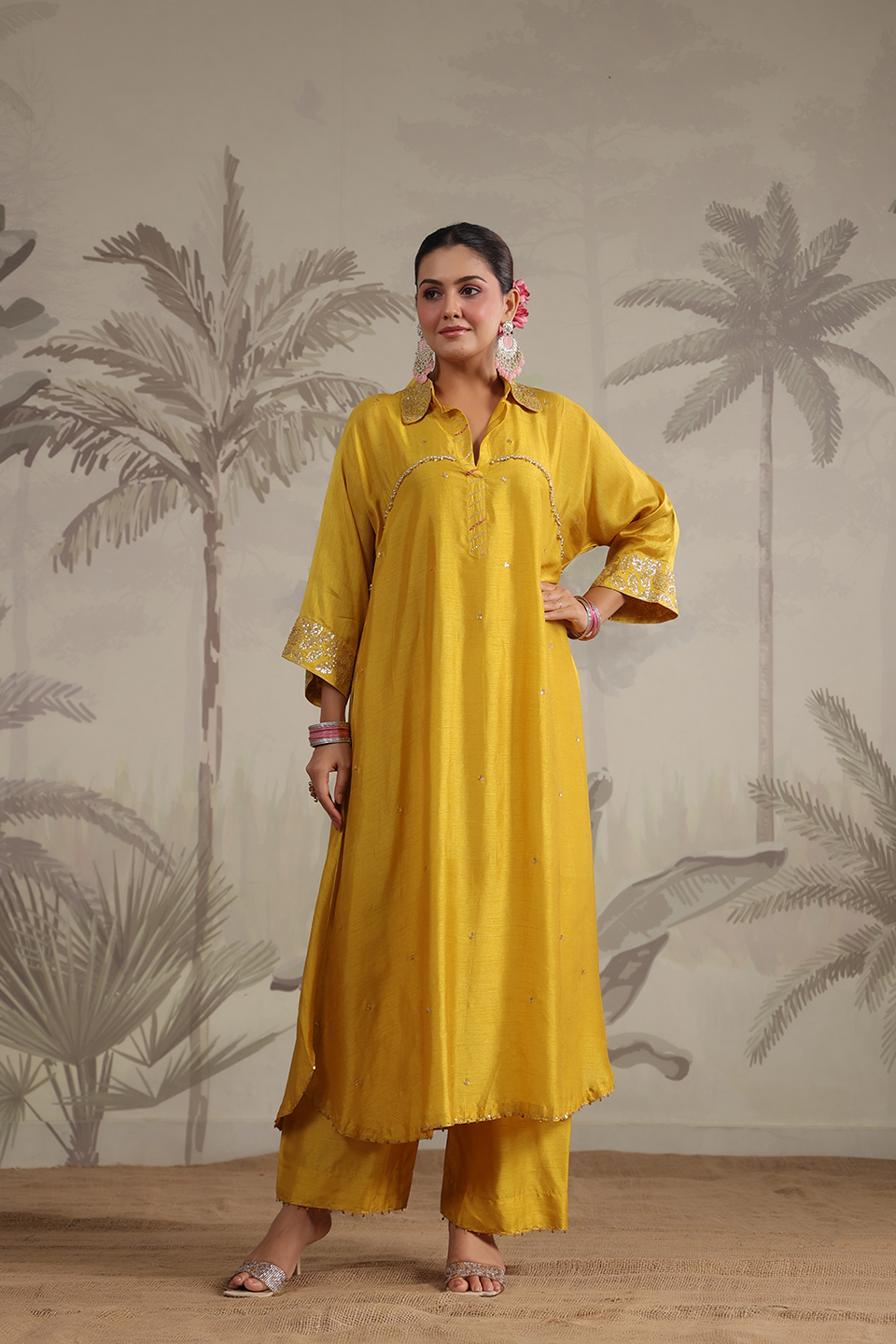 Roselyn Collar Embroidered Kurta Set