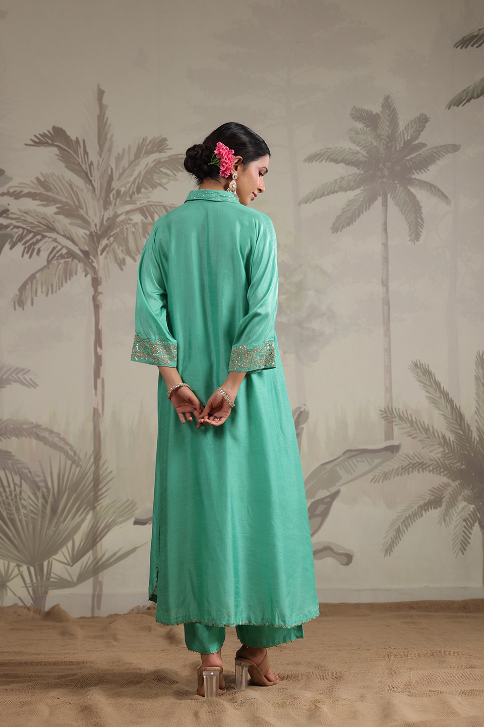 Roselyn Collar Embroidered Kurta Set