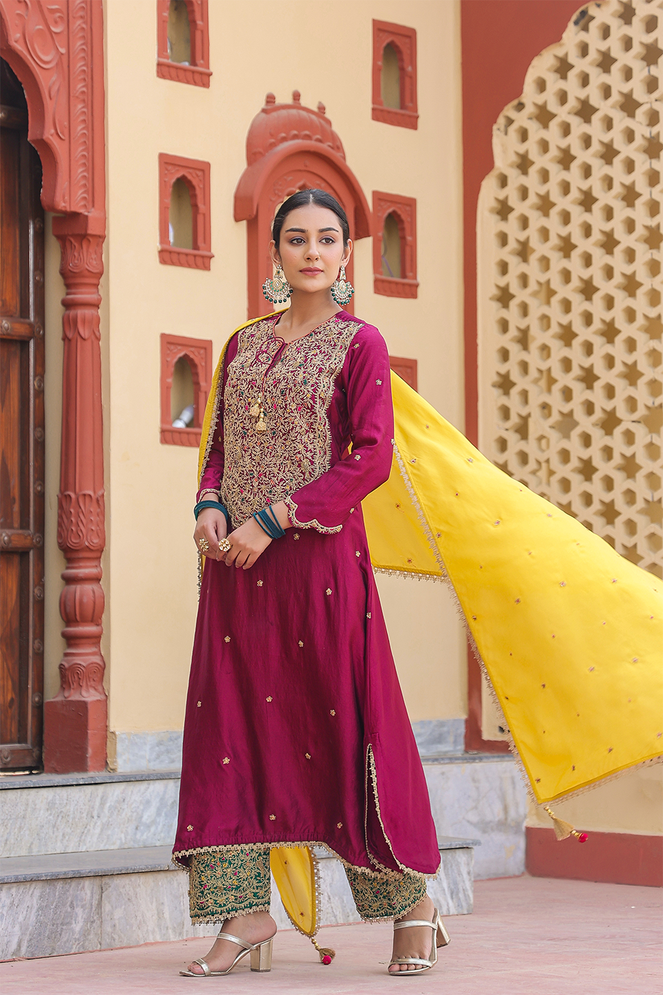 Bird Embroidered Long Kurta