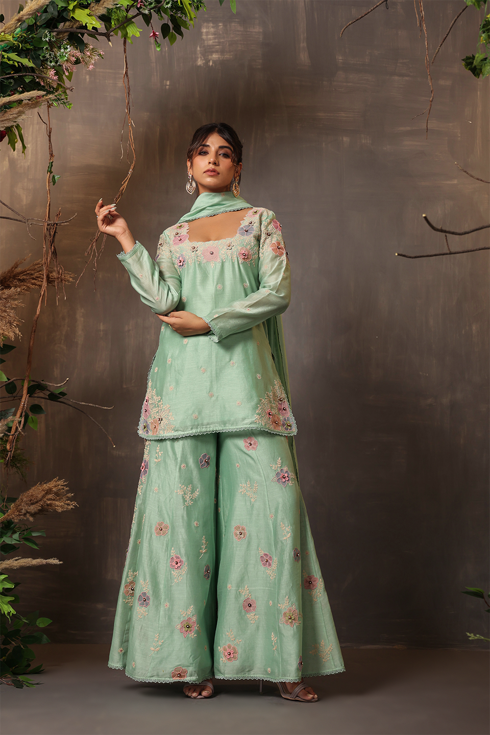 Gulshan Square Neck Sharara