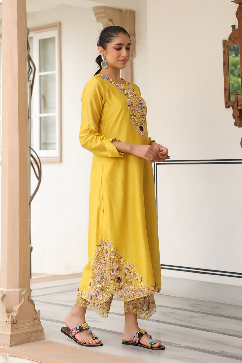 Gulzar Yellow Farshi Kurta Set