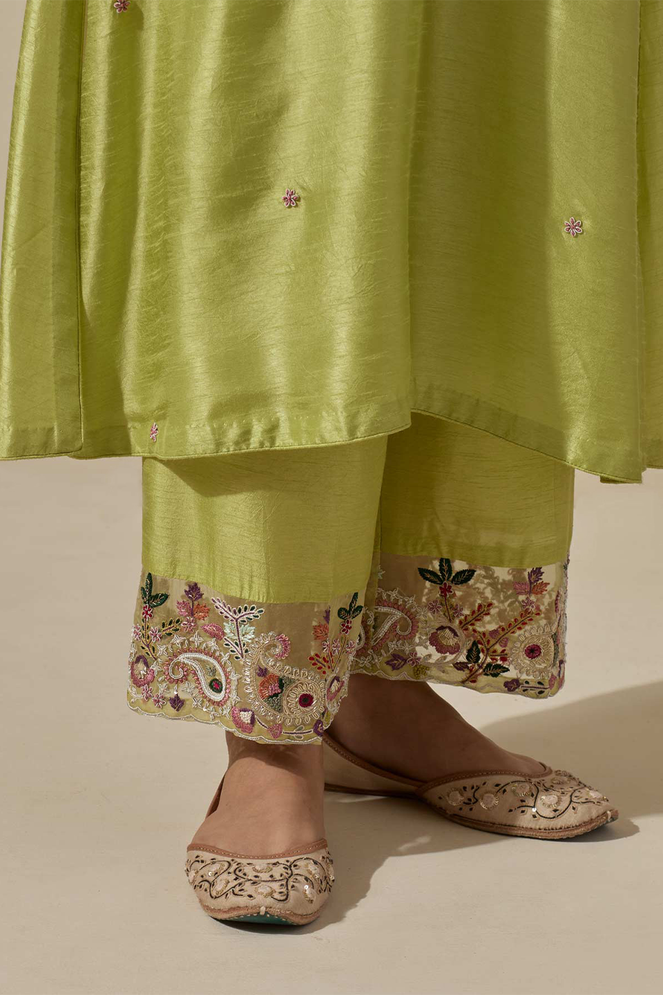 Resham Pastel Green Zardozi Paisely Pocket Style