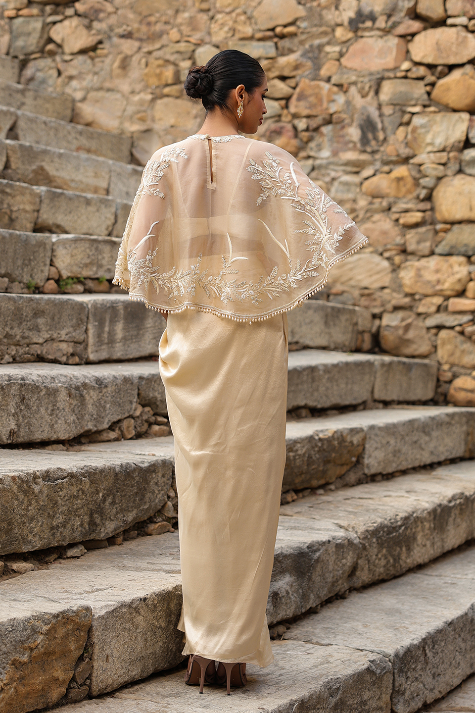 Vaayu Beige Cape Set