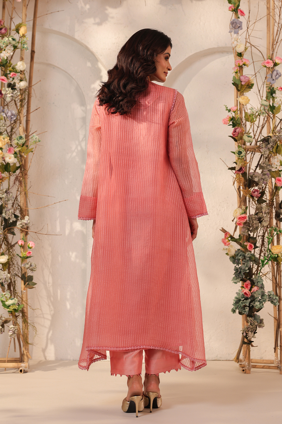 Vaayu Pink Applique Yoke Kurta Set