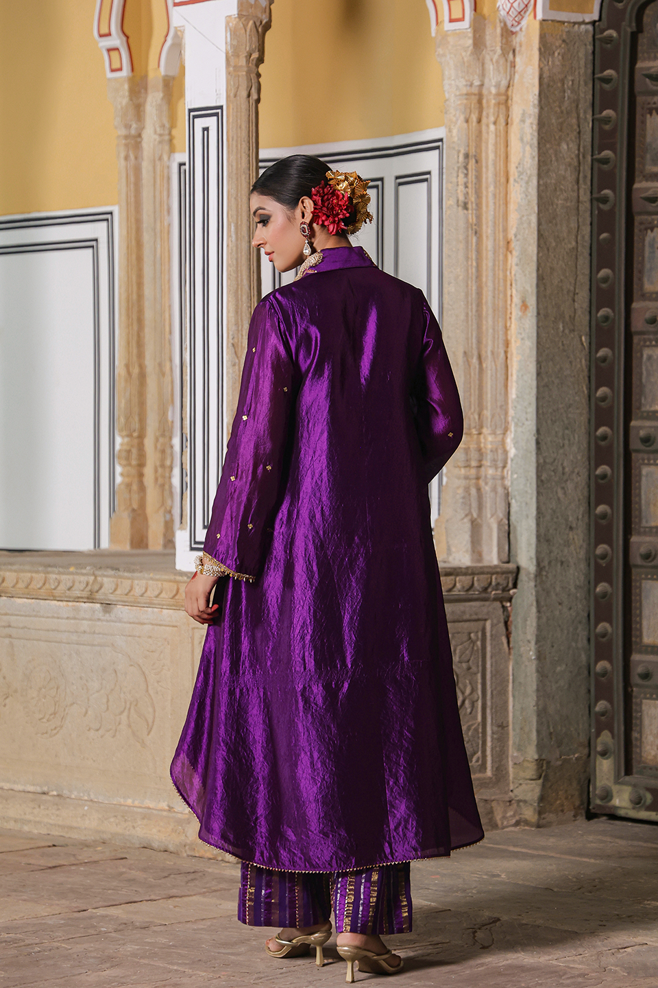 Cheent Embroidery Solid Collar Pocket Kurta Set