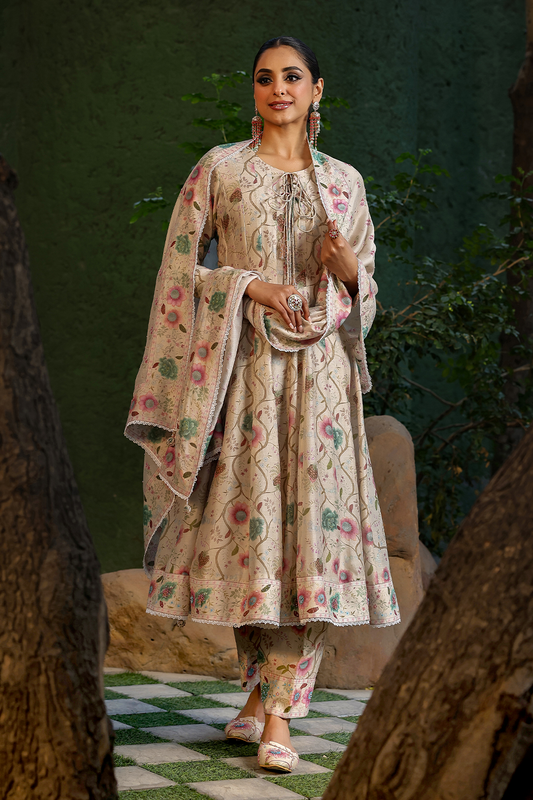 Mughal Bano Kalidar Set