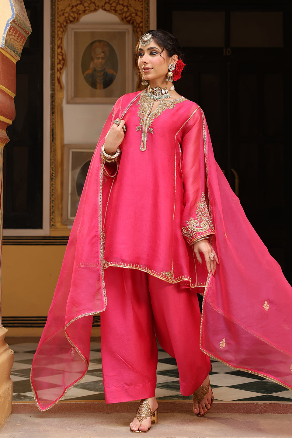 Ahista Pink Pheran Short Kurta Set