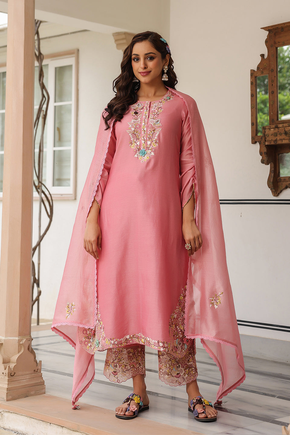 Gulzar Pink Farshi Kurta Set