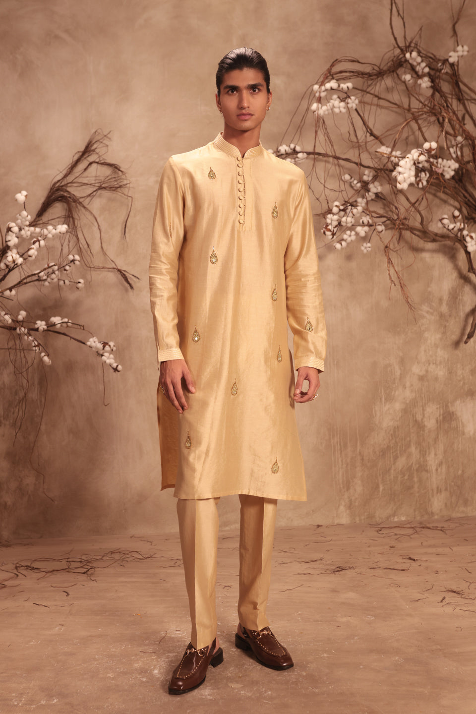 Nazakat Ivory Applique Buti Kurta Set