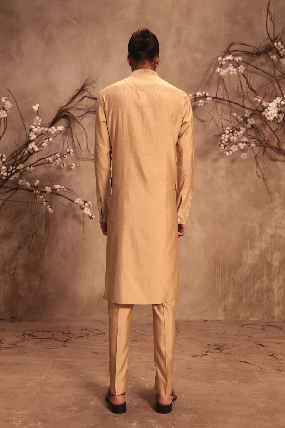 Nazakat Ivory Applique Buti Kurta Set