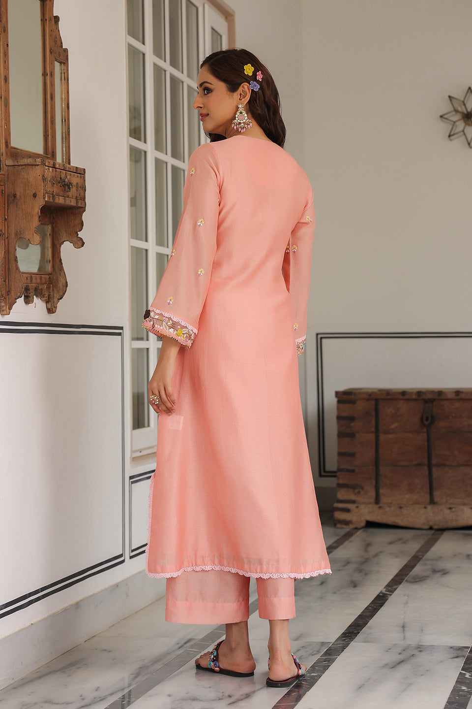 Gulzar Peach Choker Neck Kurta Set