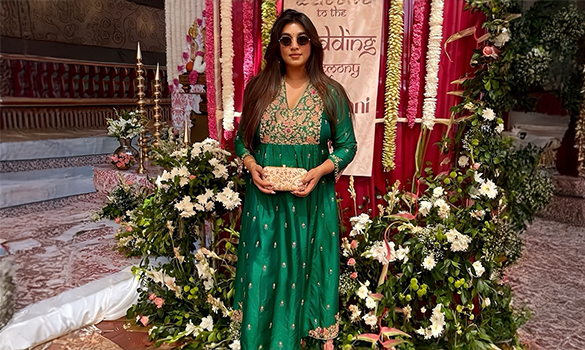 Green Kairi Buta Jaal Frockstyle