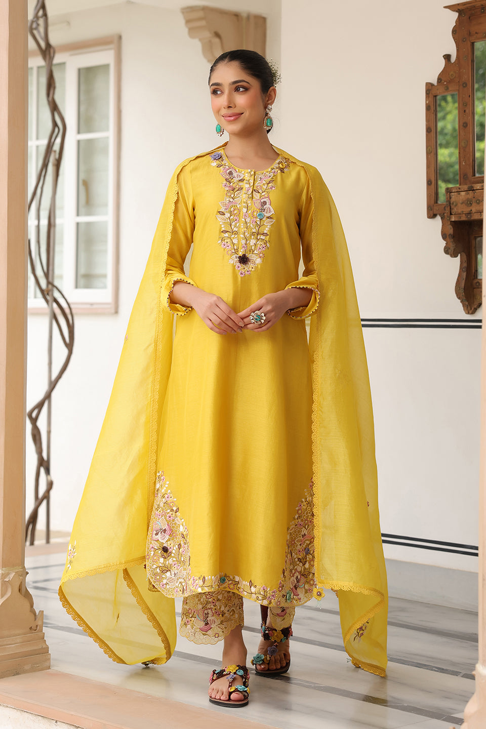 Gulzar Yellow Farshi Kurta Set