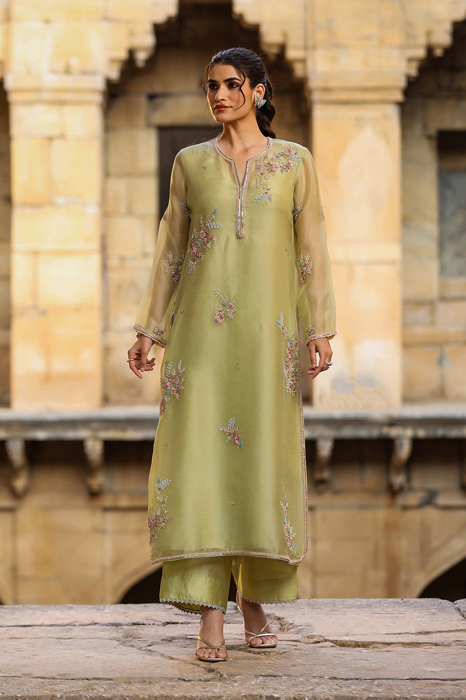 Vaayu Green Phool Kurta Set