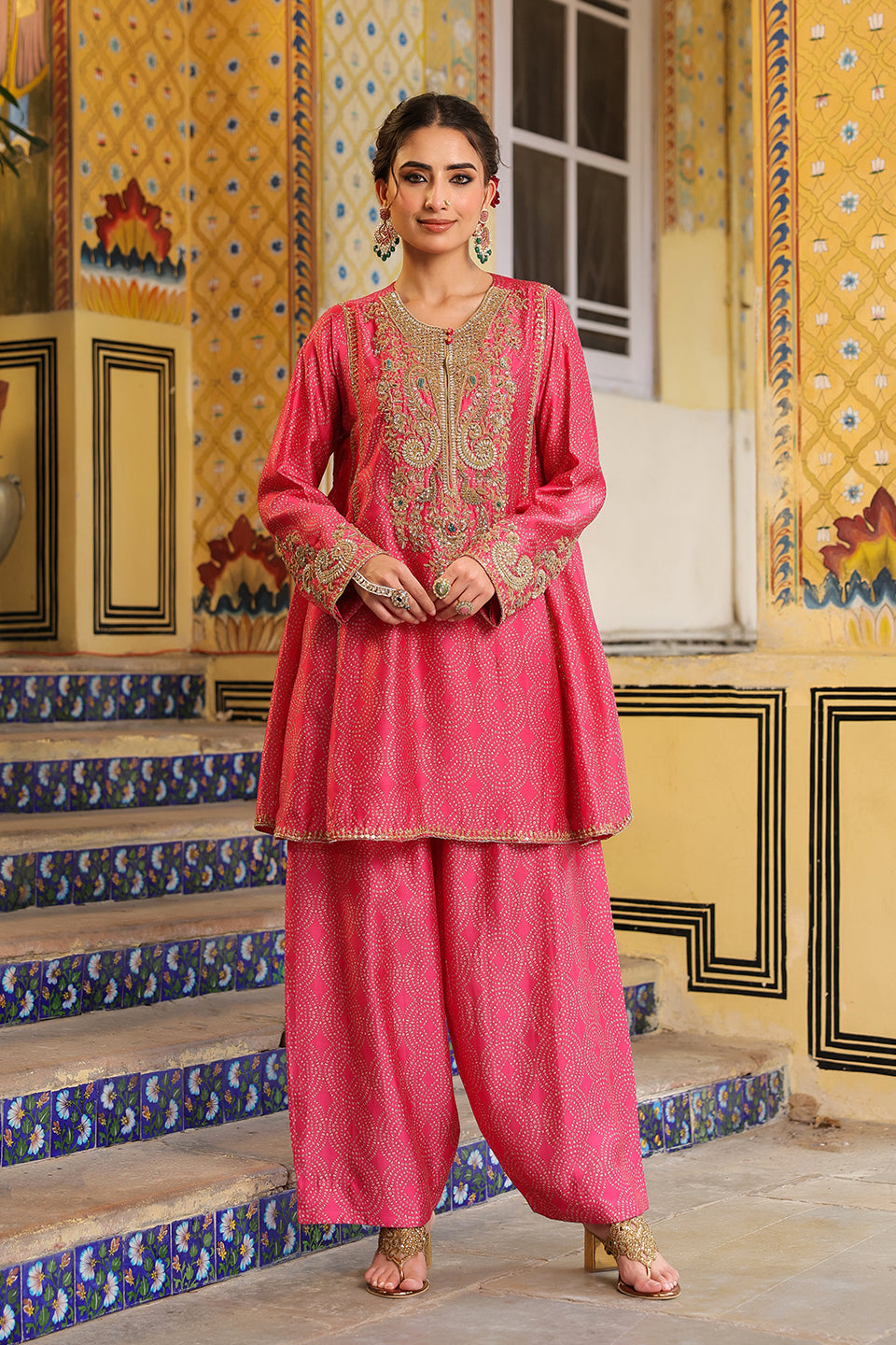Ahista Pink Printed Pheran Short Kurta Set