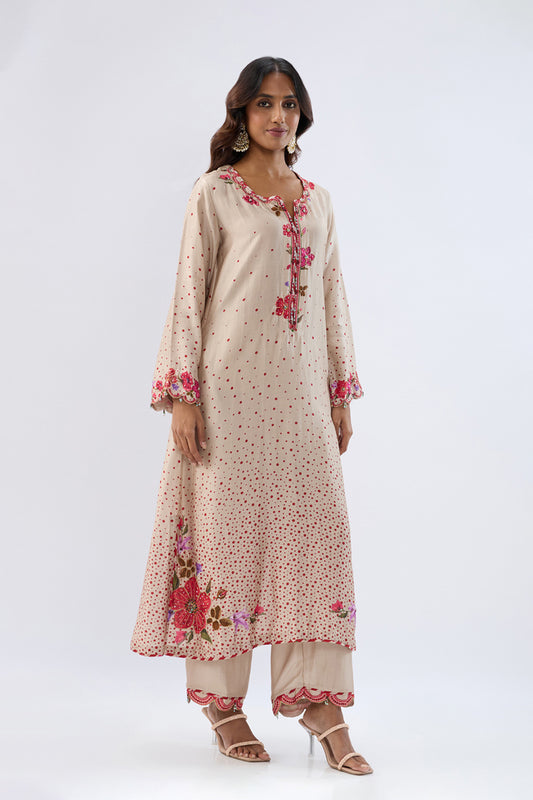 Blossom Ivory Scallop Kurta Set