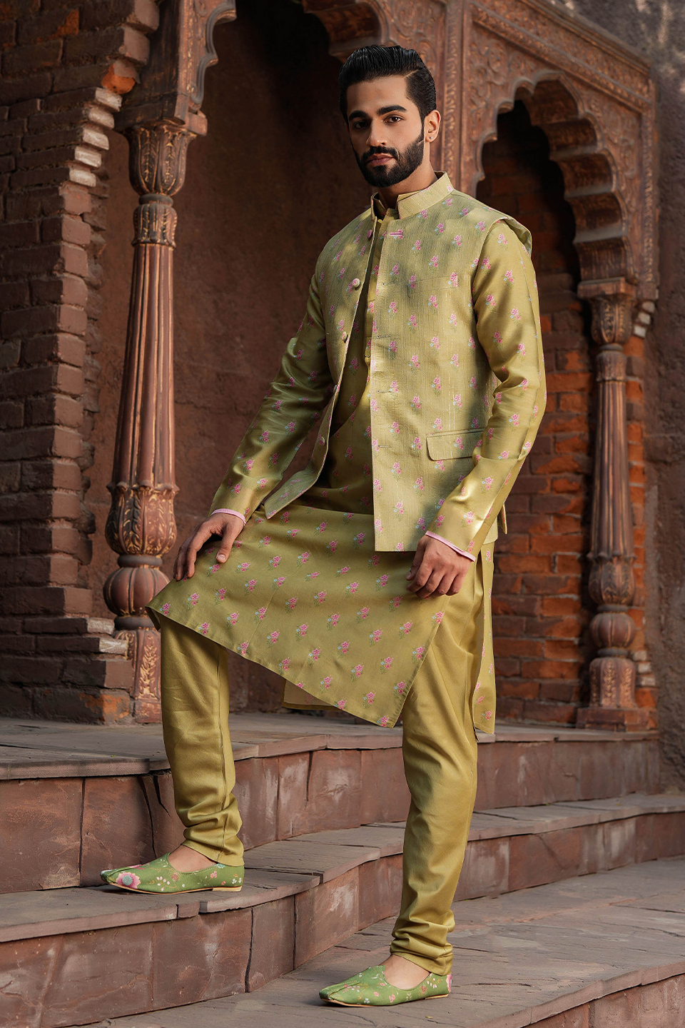 Green Mughal Printed Bandi