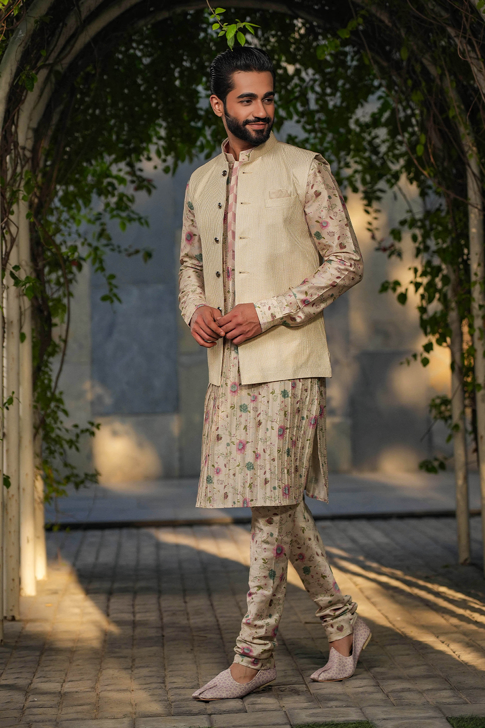 Ivory Mughal Pleated Embroidered Kurta Set