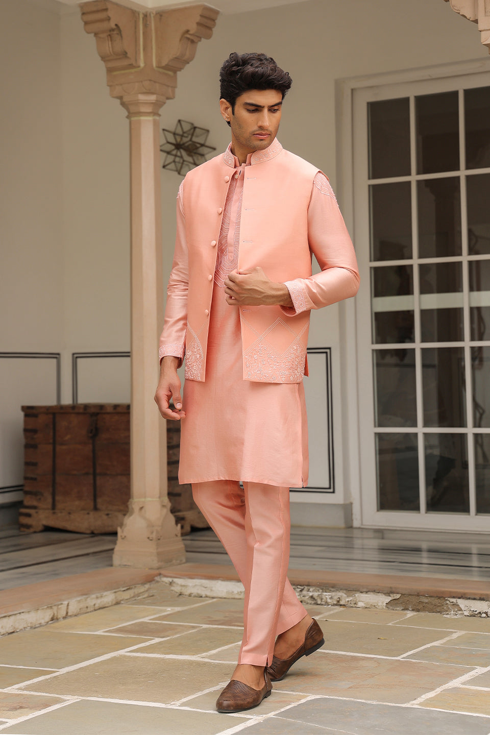 Gulzar Pink Floral Threadwork Bandi Kurta Set