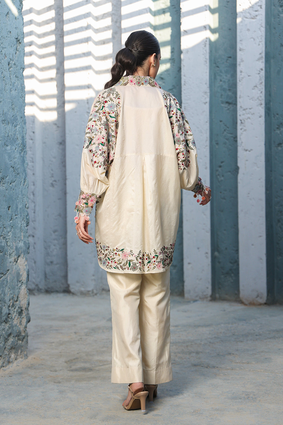 Ivory Orchid Heavy Top