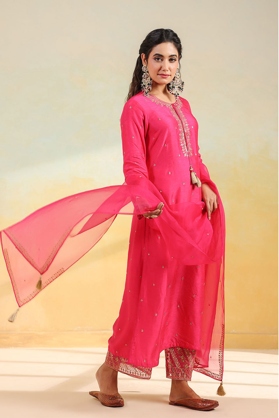 Pink Noor Farshi Kurta Set
