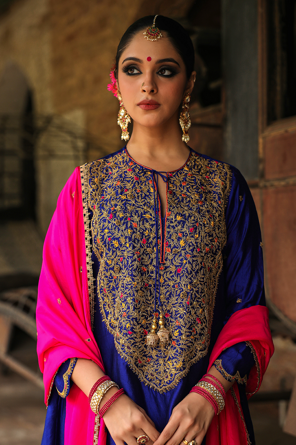 Bird Embroidered Long Kurta