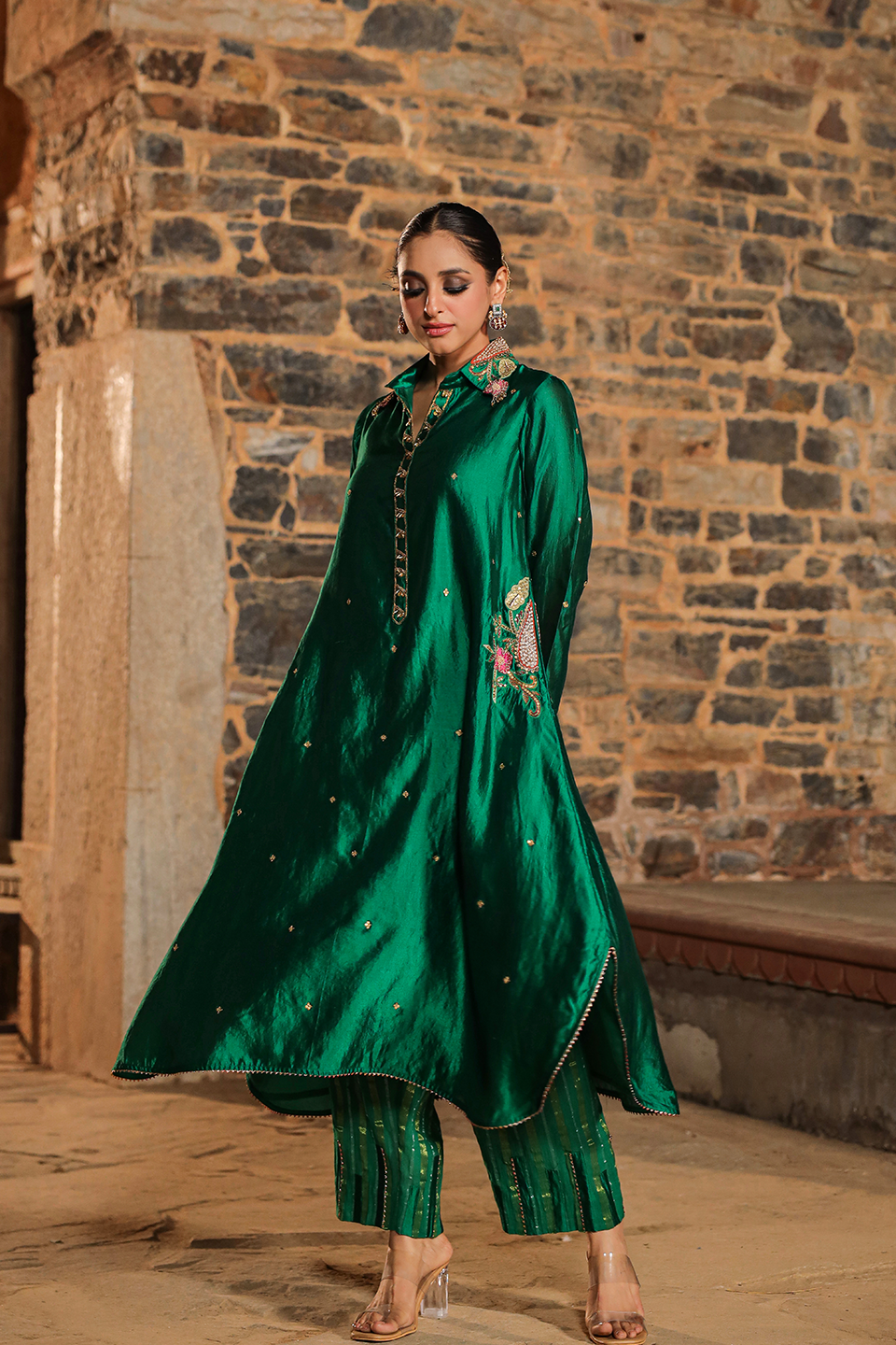 Cheent Embroidery Solid Collar Pocket Kurta Set