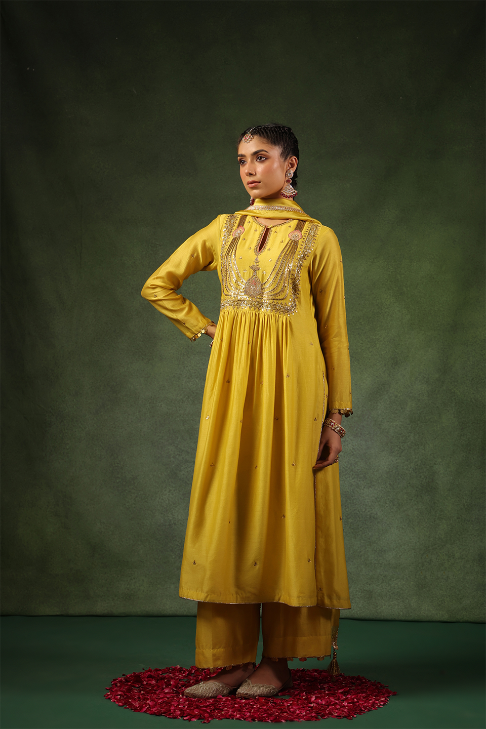 Pakeezah Jadau Joda Sunehra