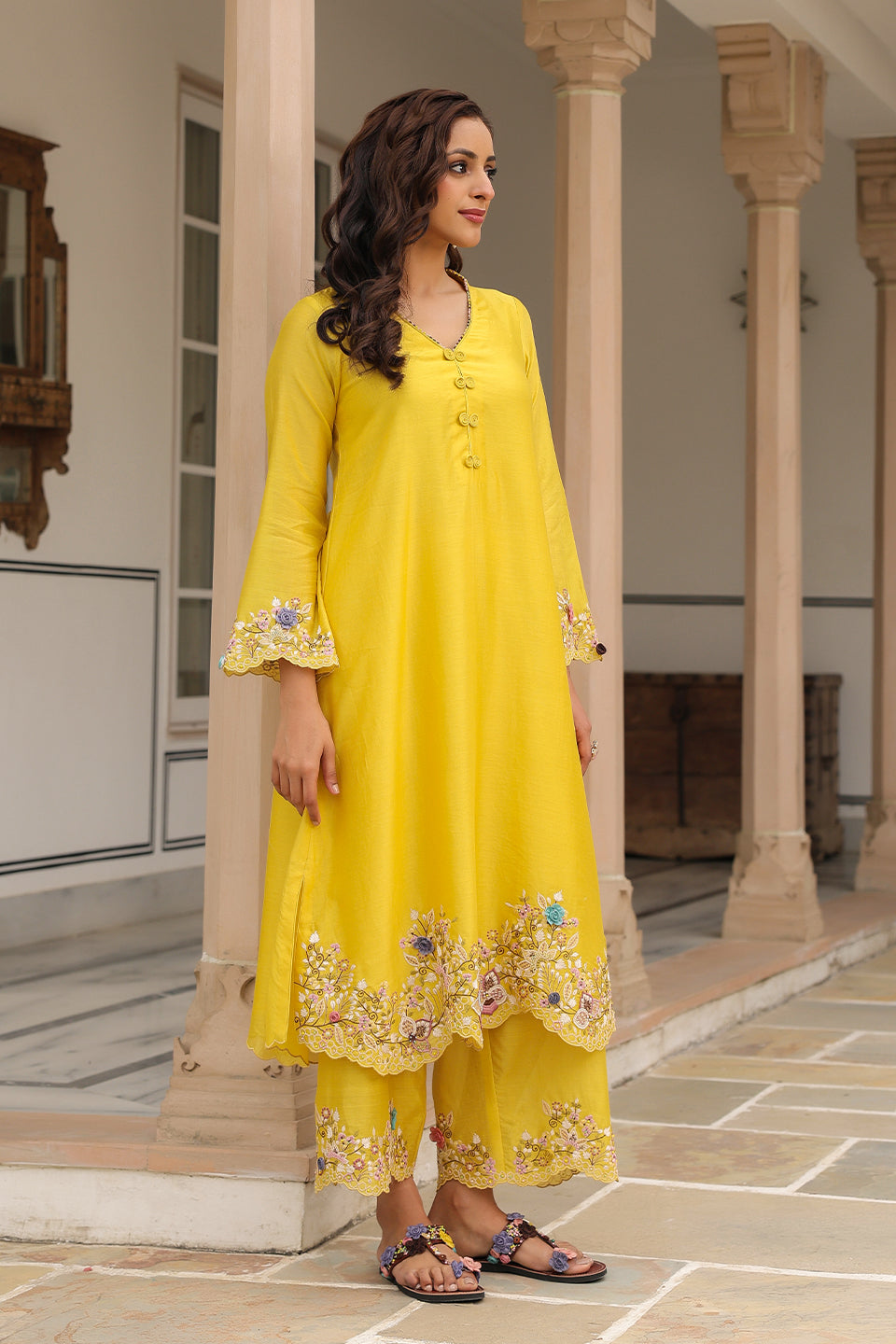 Gulzar Yellow Scallop Kurta Set
