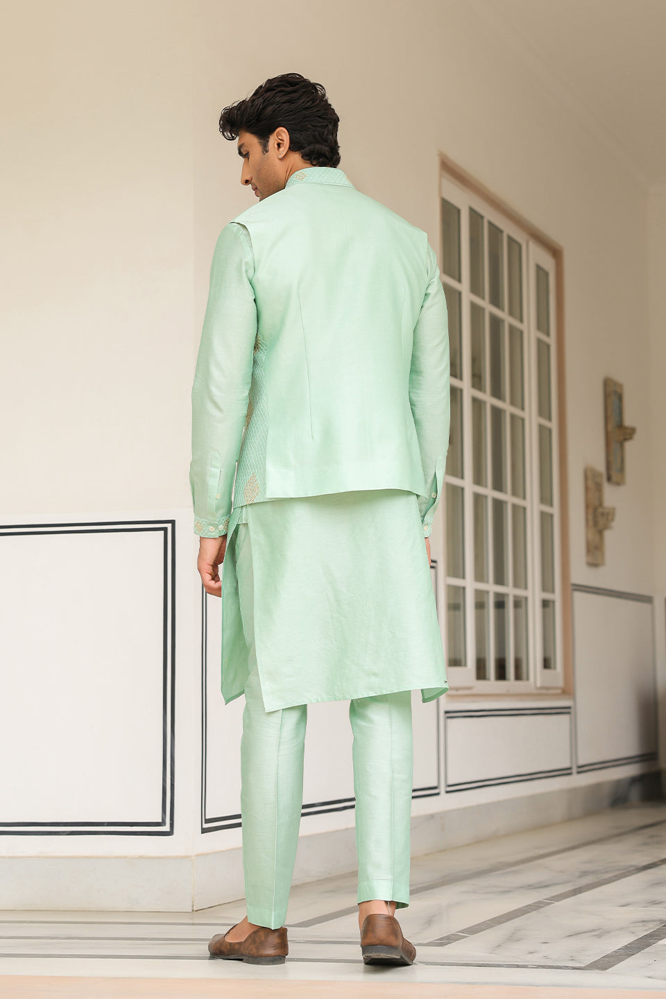 Gulzar Mint Green Geometric Threadwork Bandi