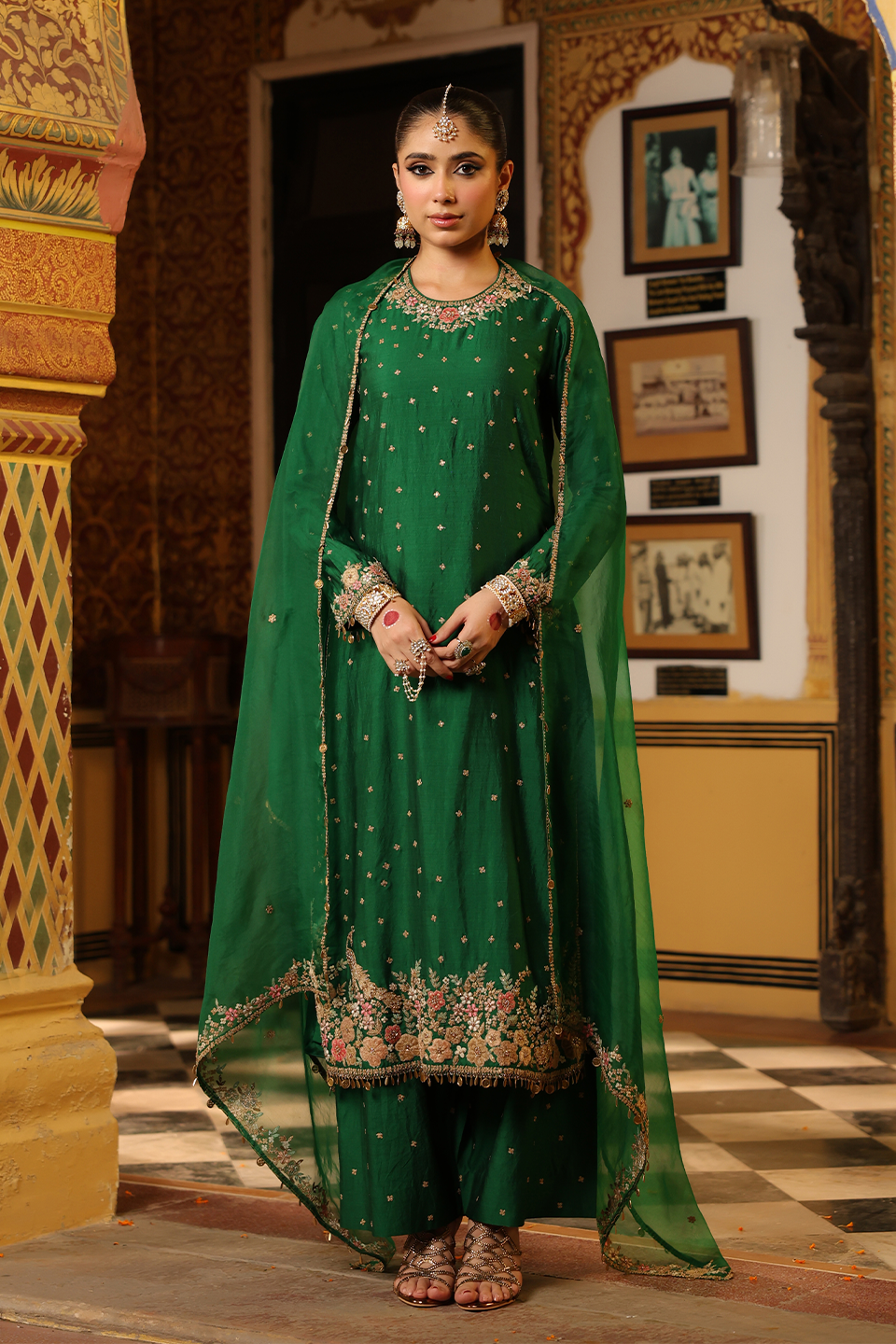 Ahista Green Mayur Applique Long Kurta Set