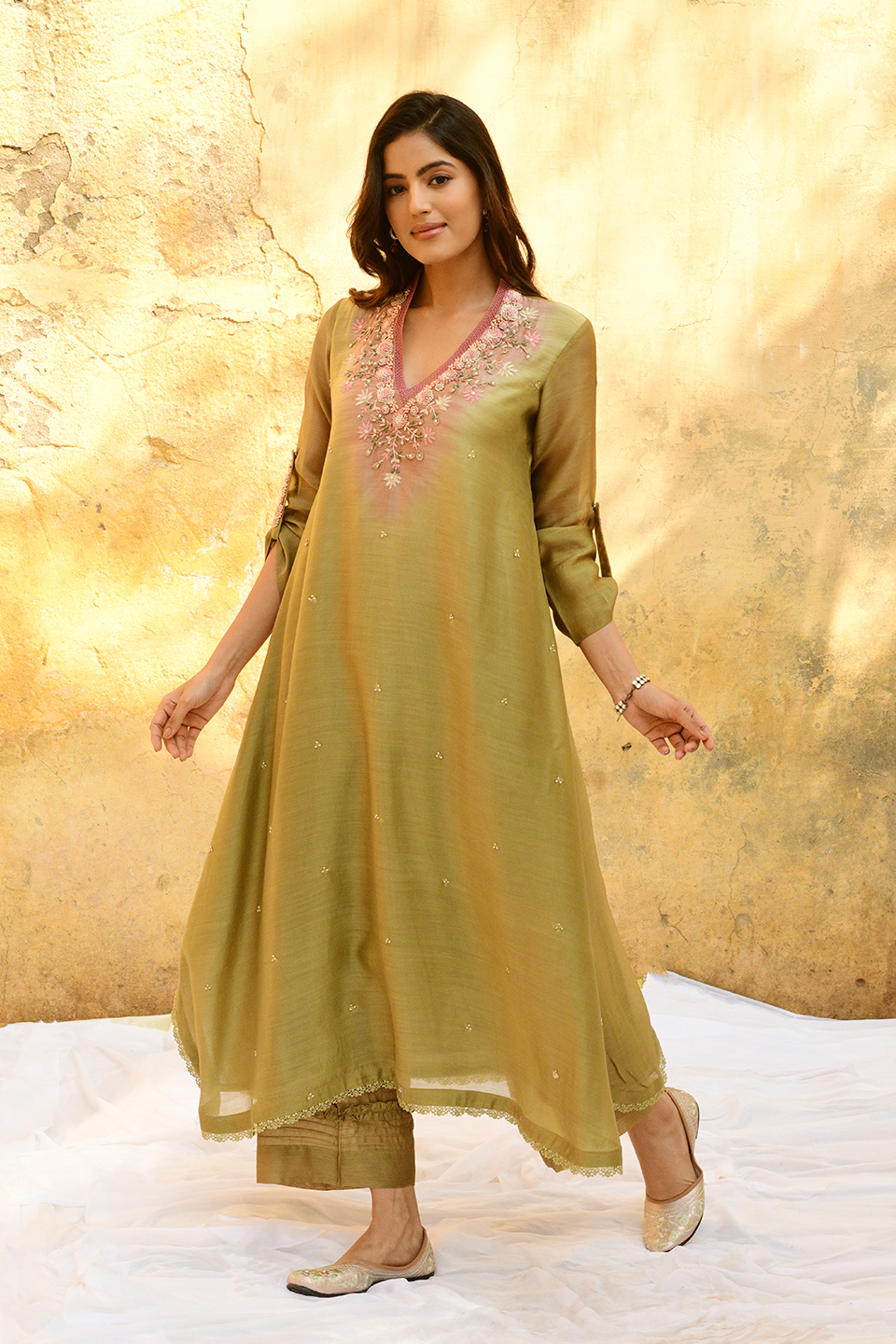 Olive Green Mystic Knot Ombre Style