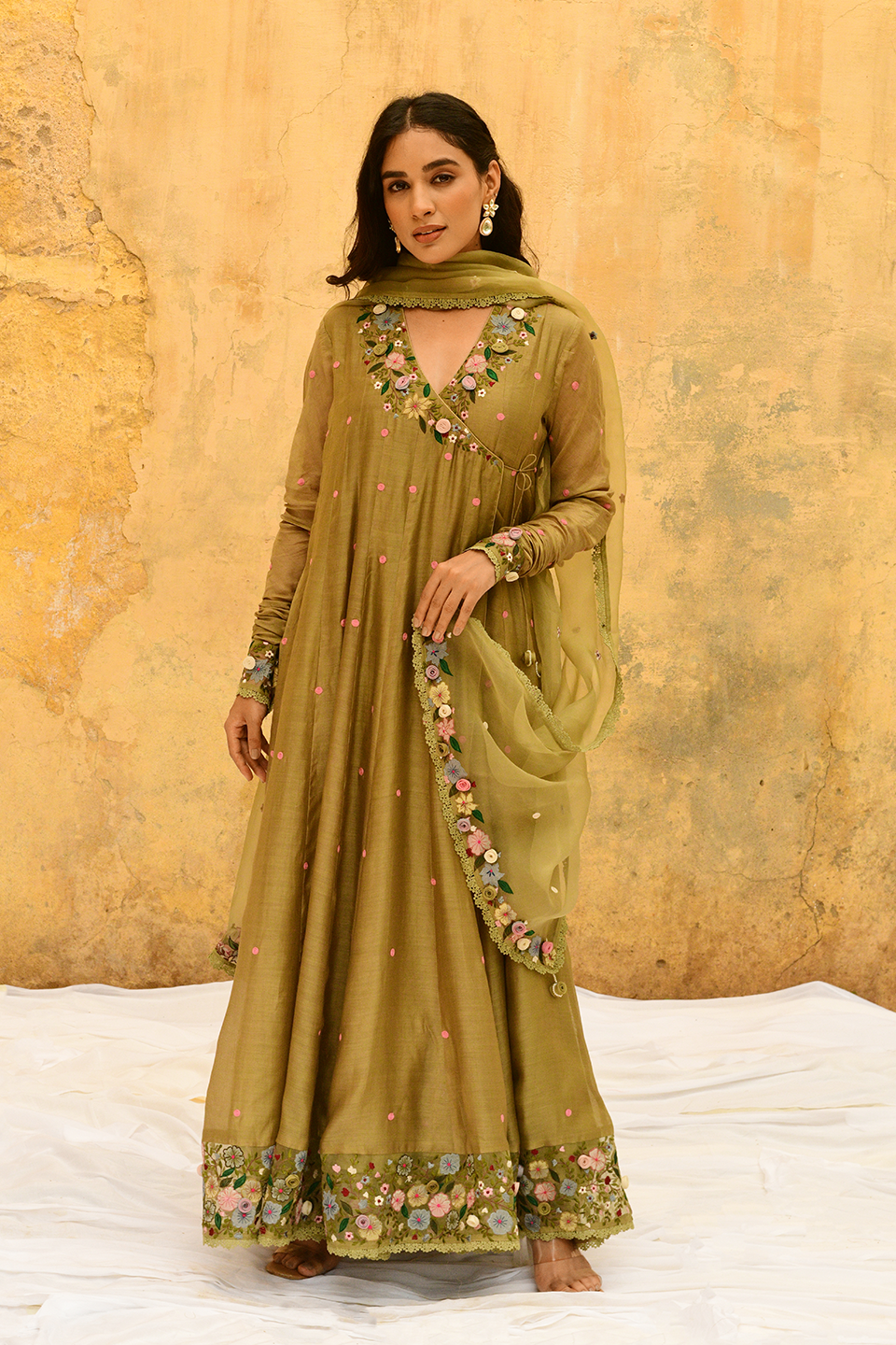 Olive Green Orchid Overlap Angrakha