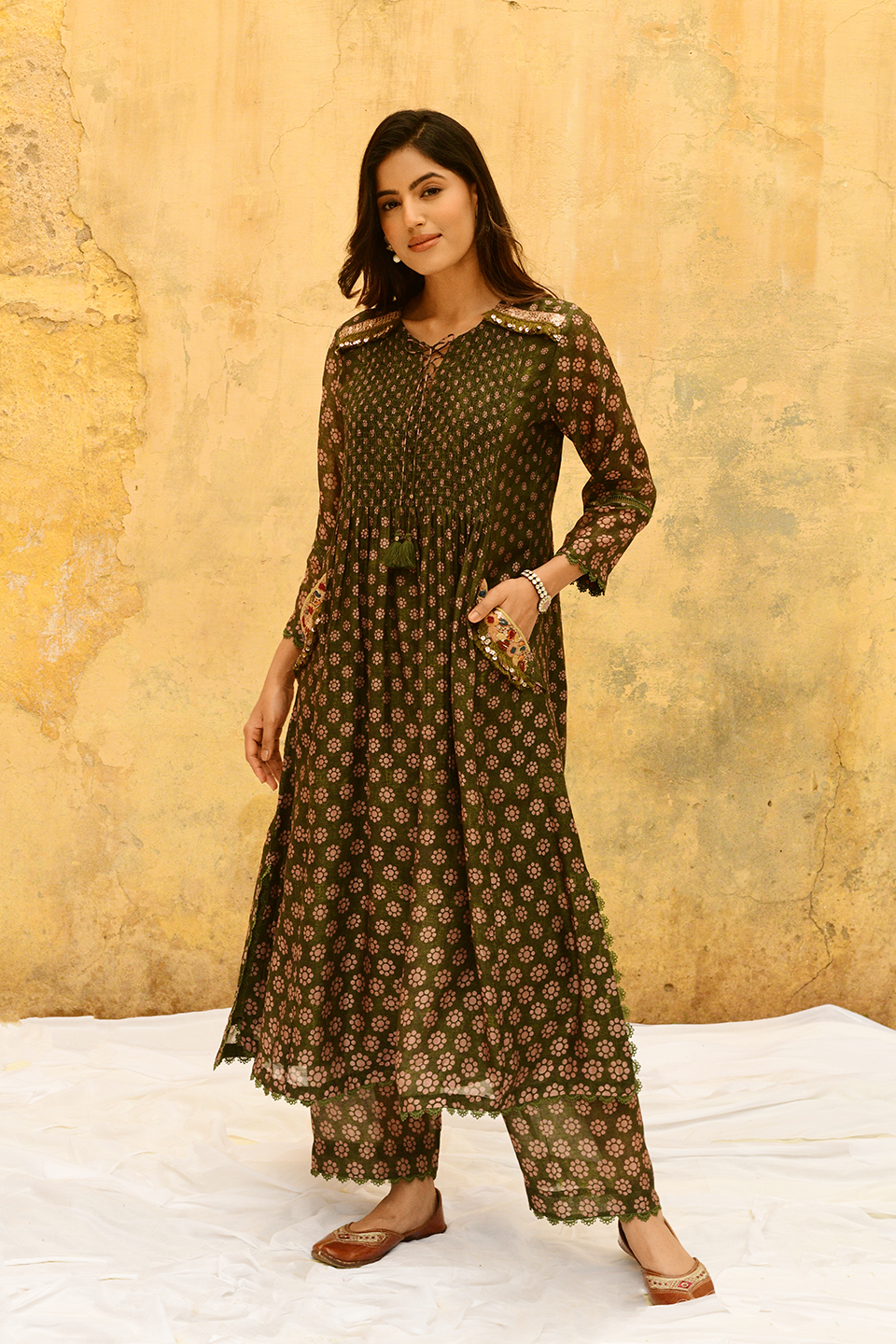 Green Dotted Cascade Pocket Style