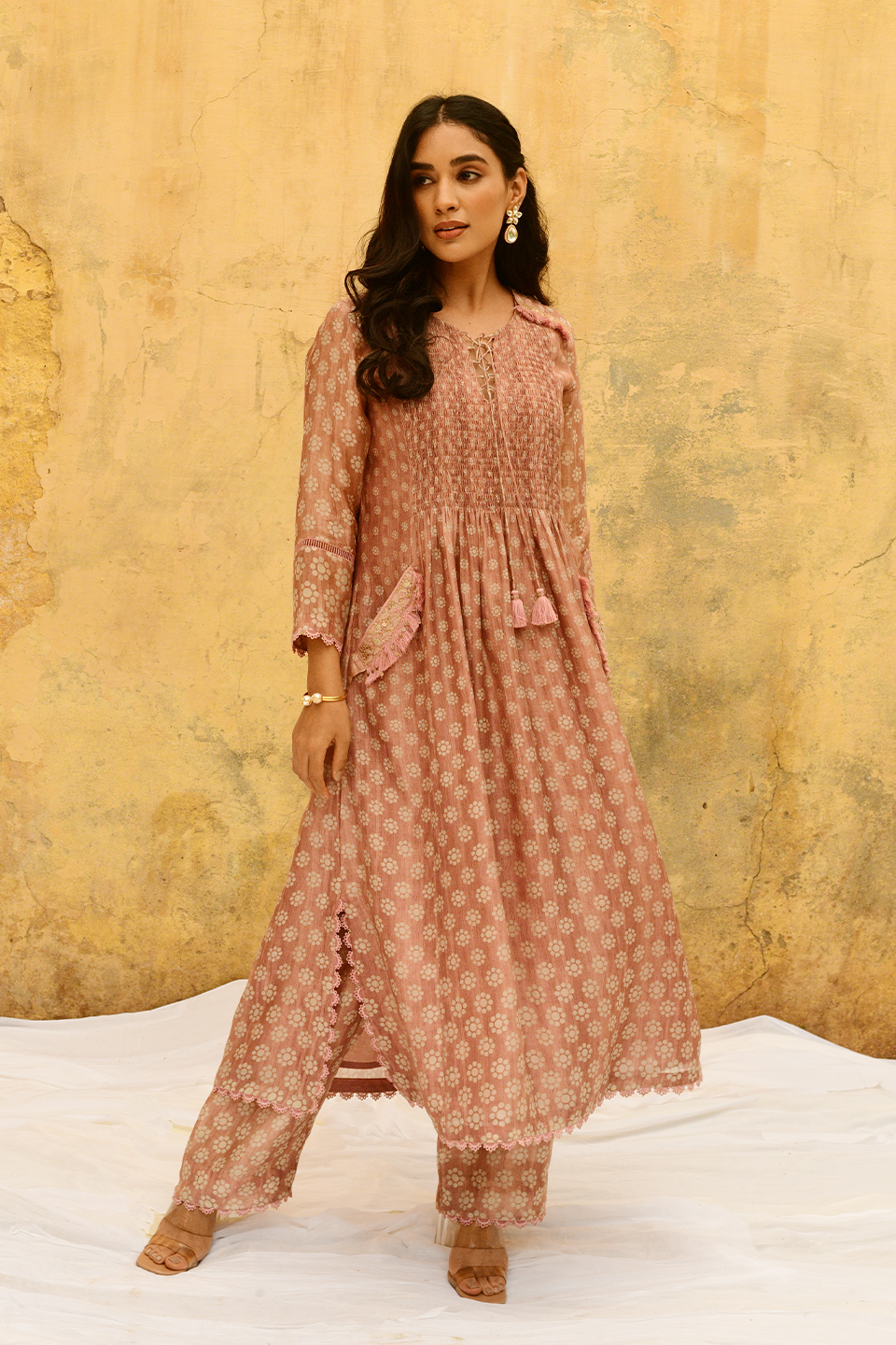 Pink Dotted Cascade Pocket Style