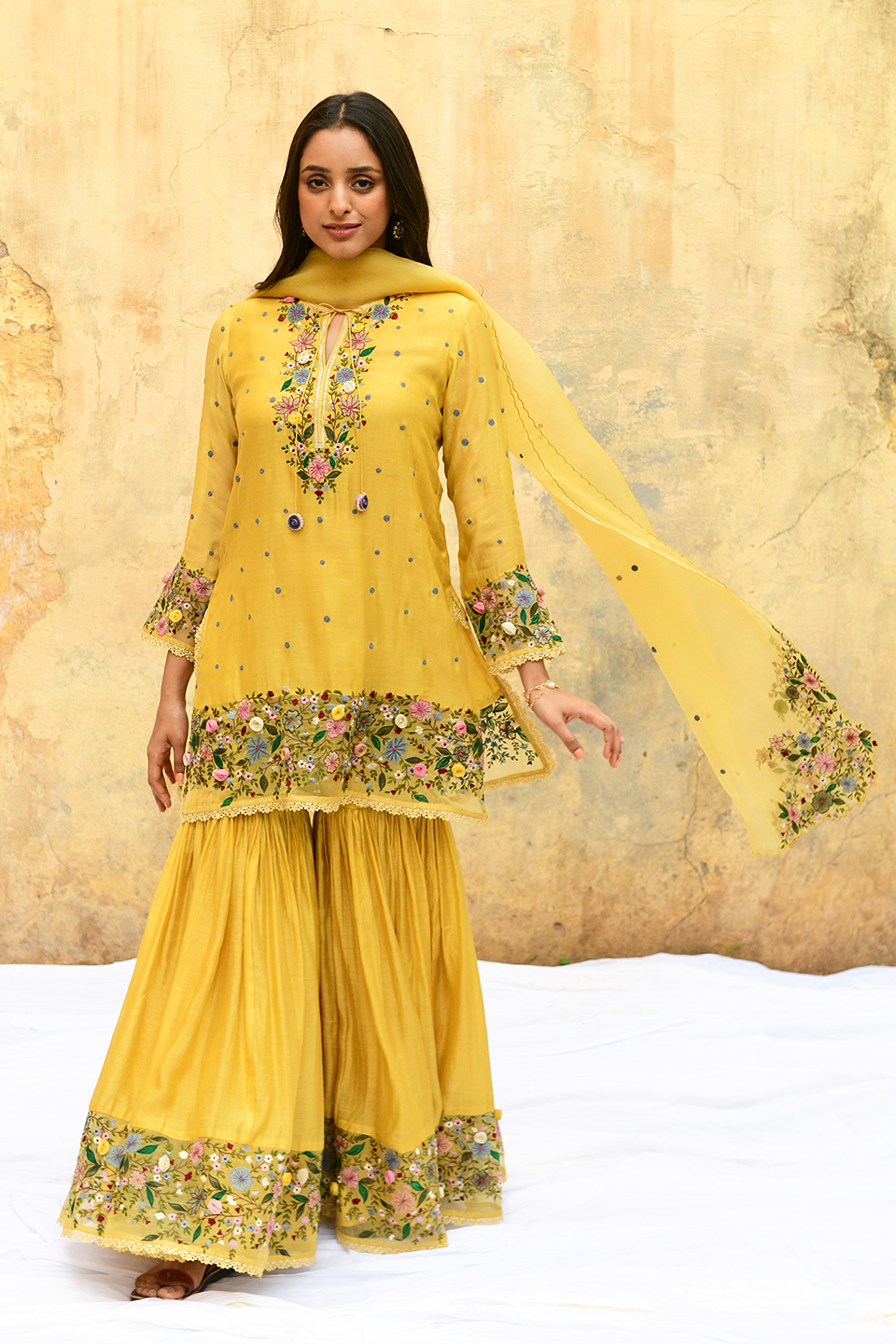 Yellow Orchid Sharara