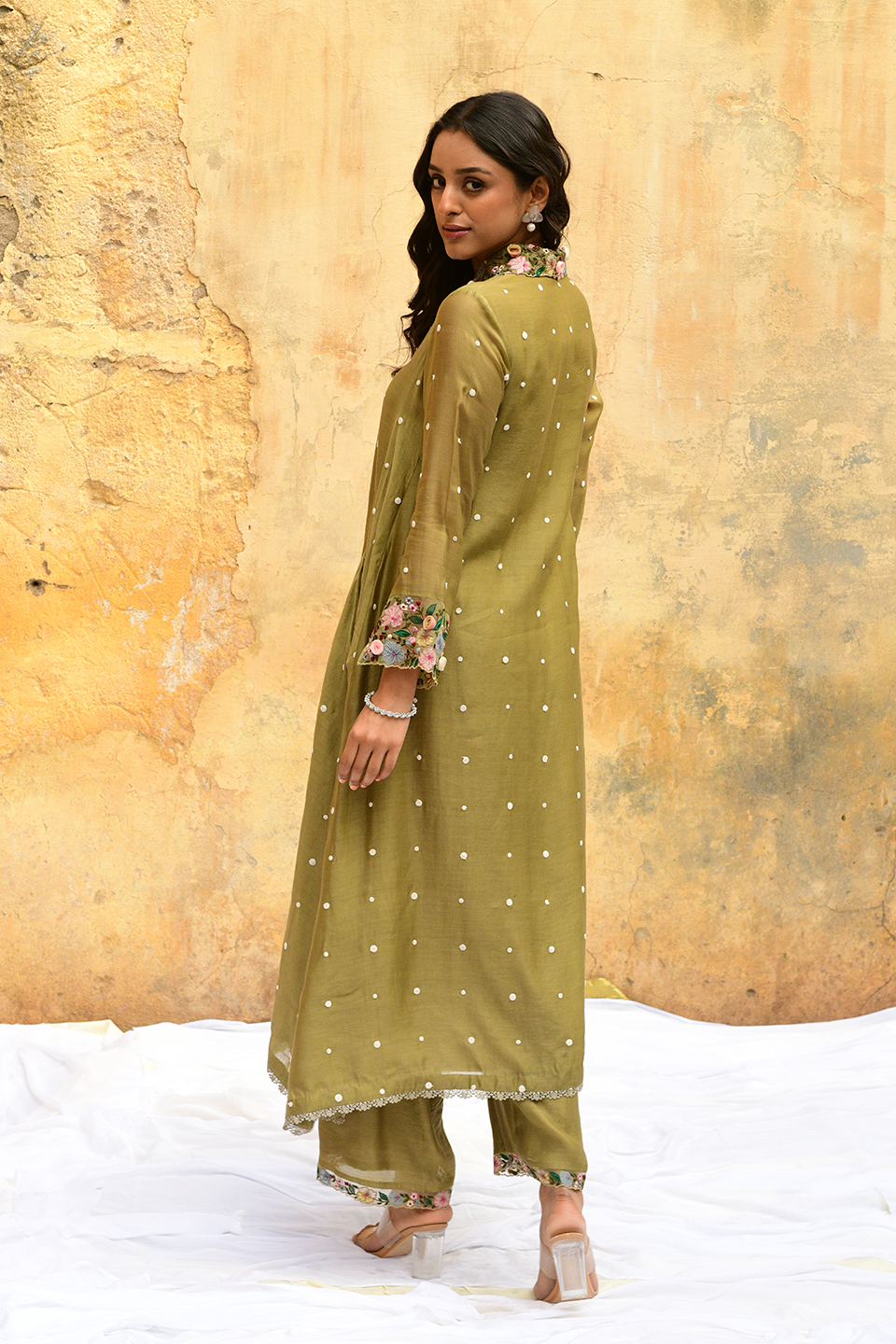 Olive Green Orchid Collar Style