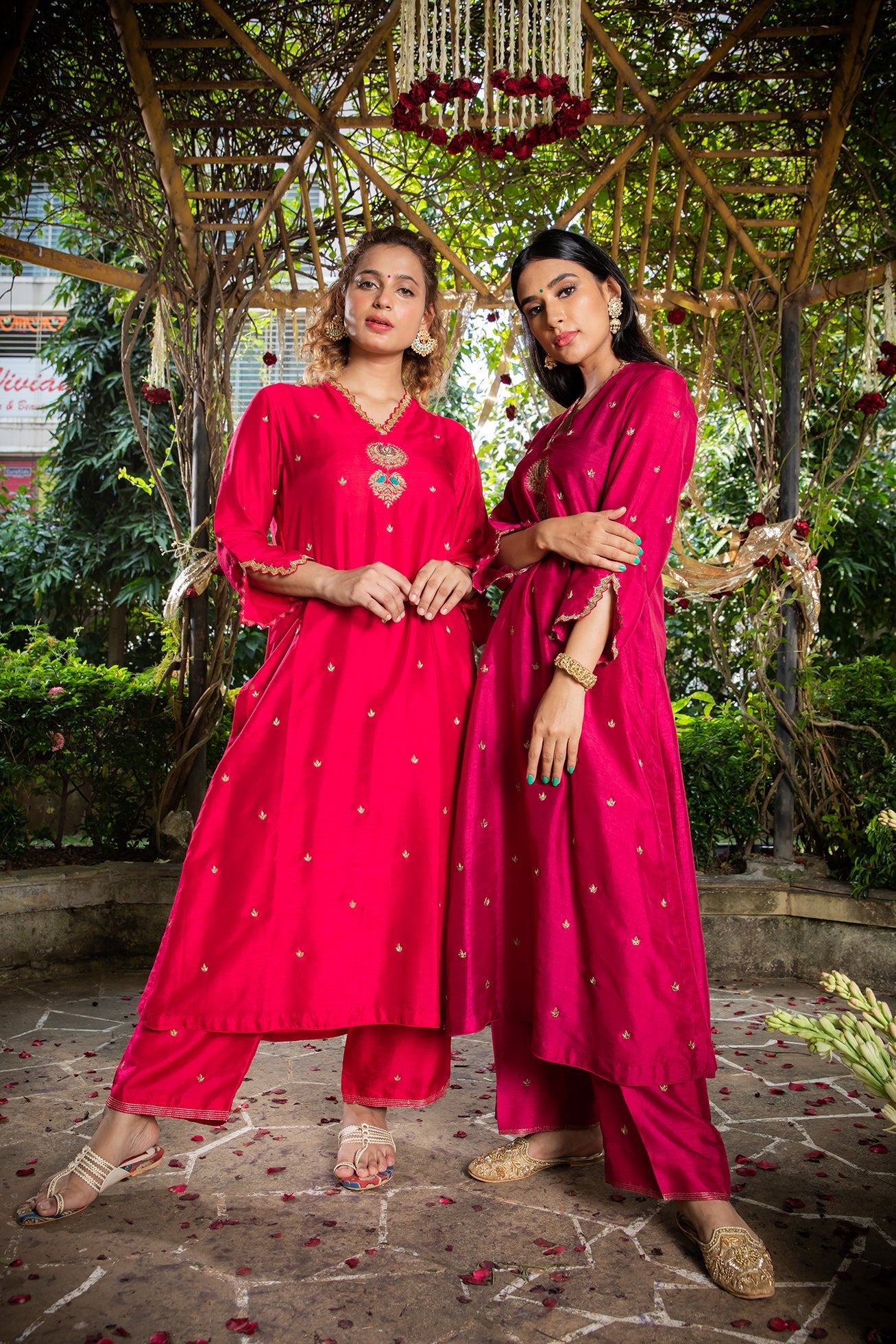 Wine Chaand Motif Kurta Set