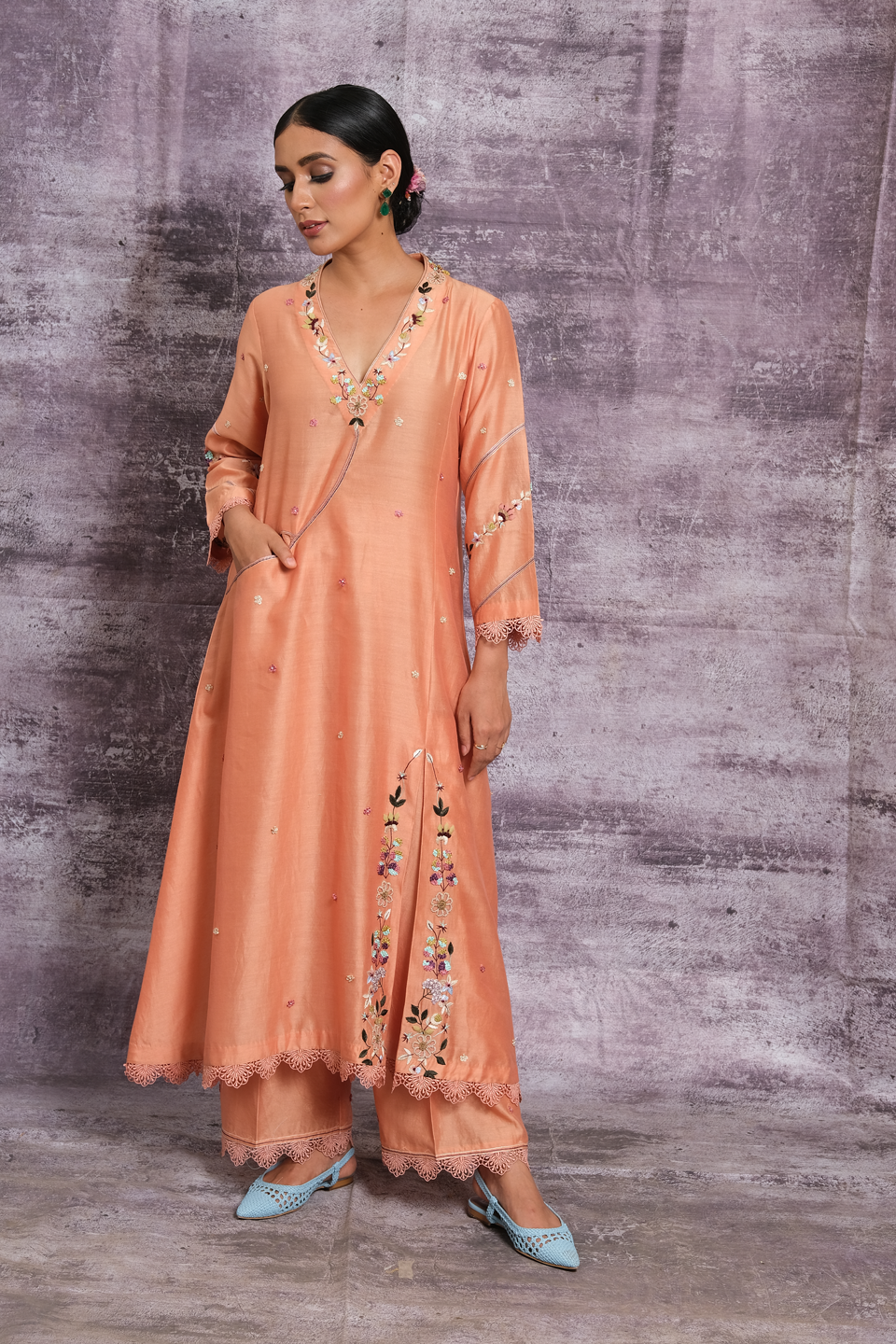 Peach French Knot Pocket Style Kurta Set