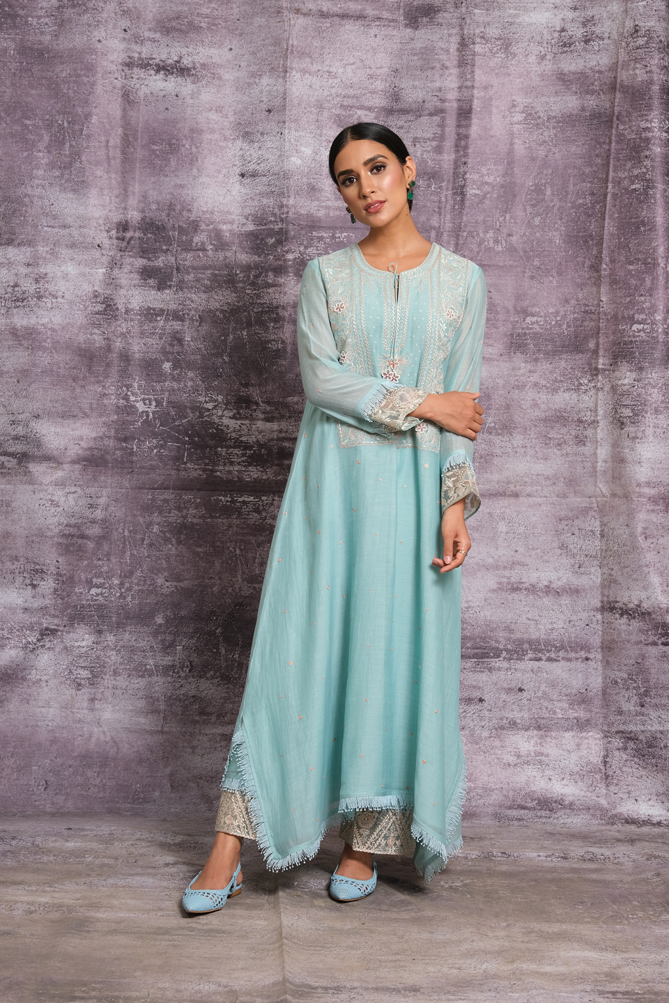 Light Blue Thread Jaal Square Neck Kurta Set