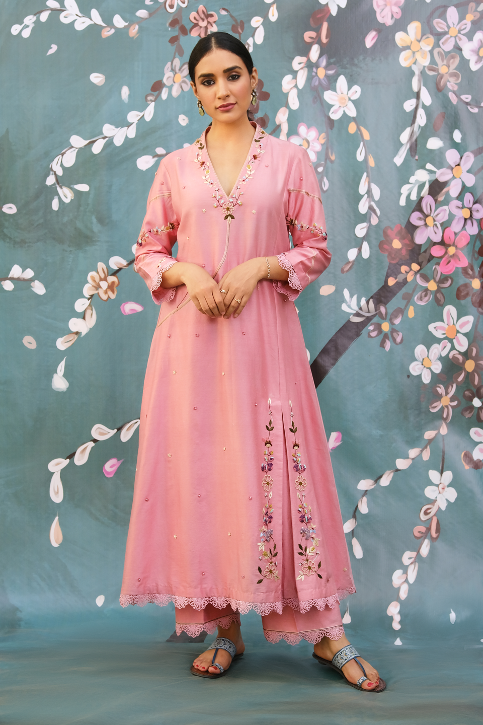 Pink French Knot Pocket Style Kurta Set