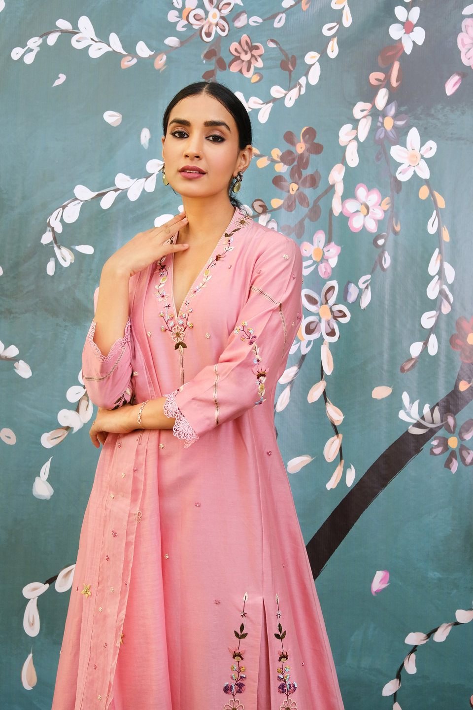 Pink French Knot Pocket Style Kurta Set