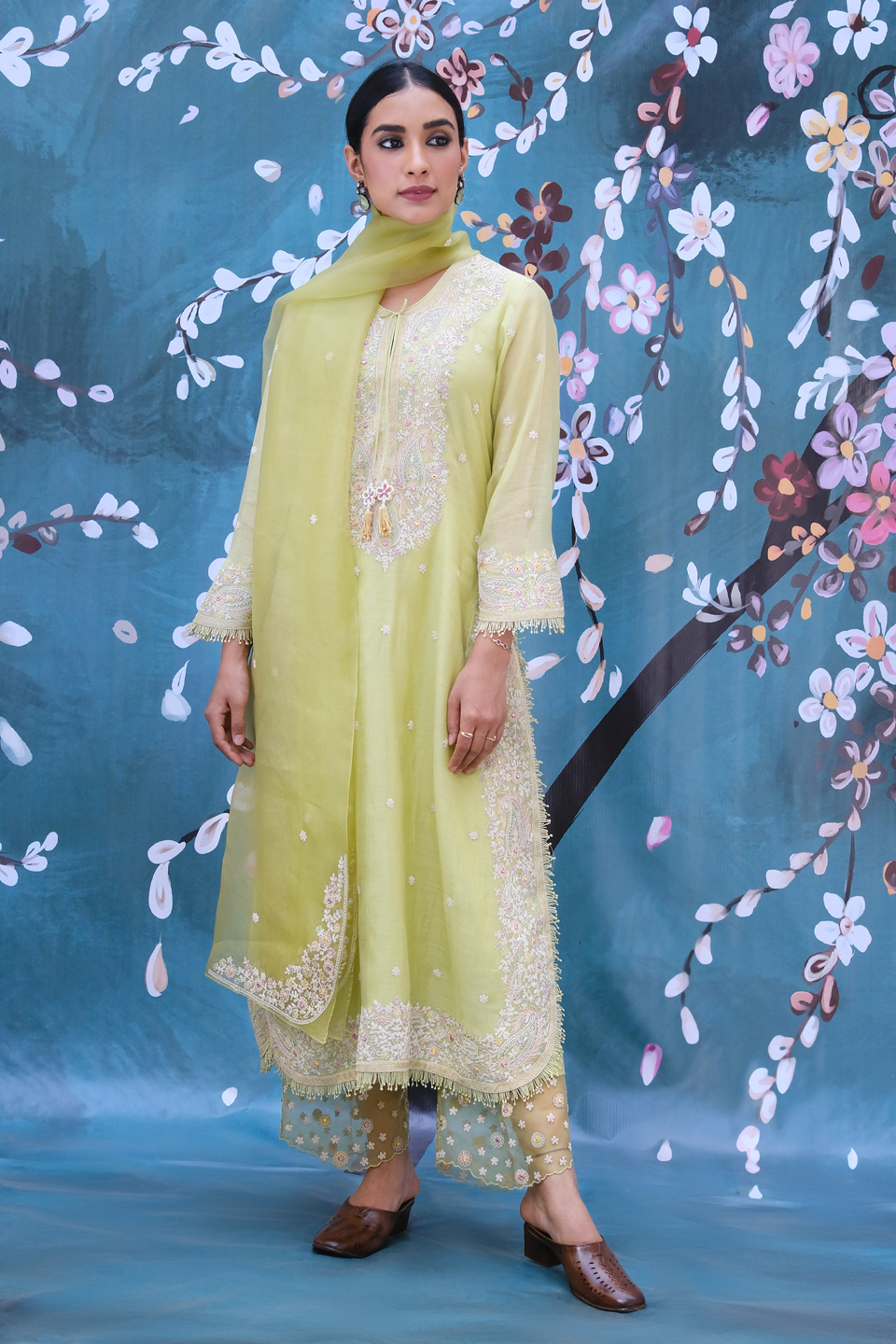 Green Dori Paisley Long Kurta Set