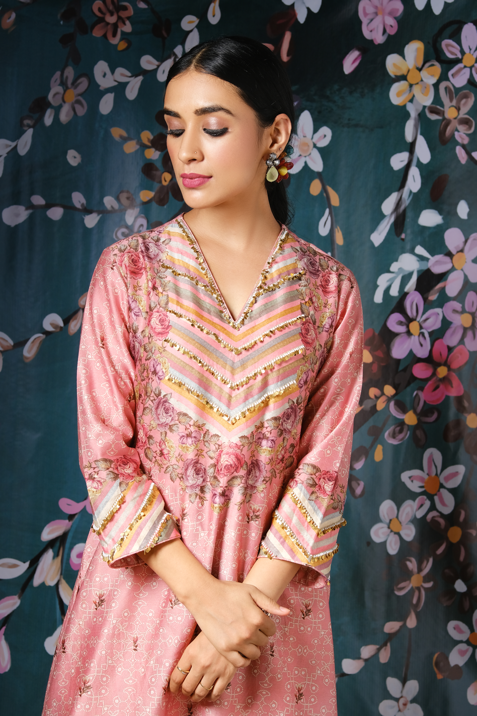 Pink Yoke Neck Rose And Stripe Kurta Set