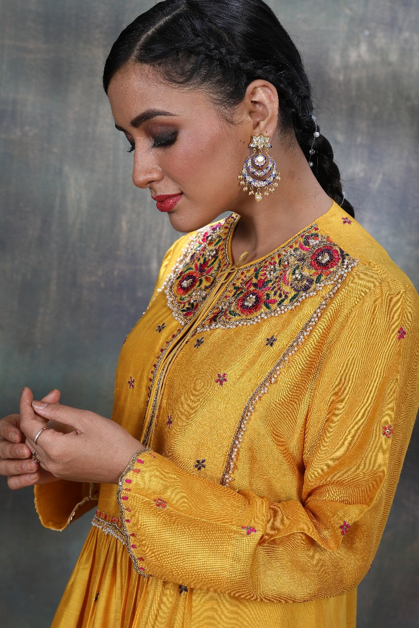 Mustard Floral Zardozi Chunnat Kurta Set