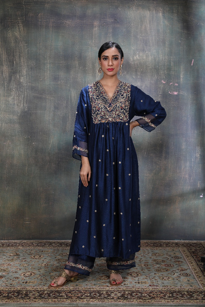 Blue Leaf Jaal Chunnat Kurta Set