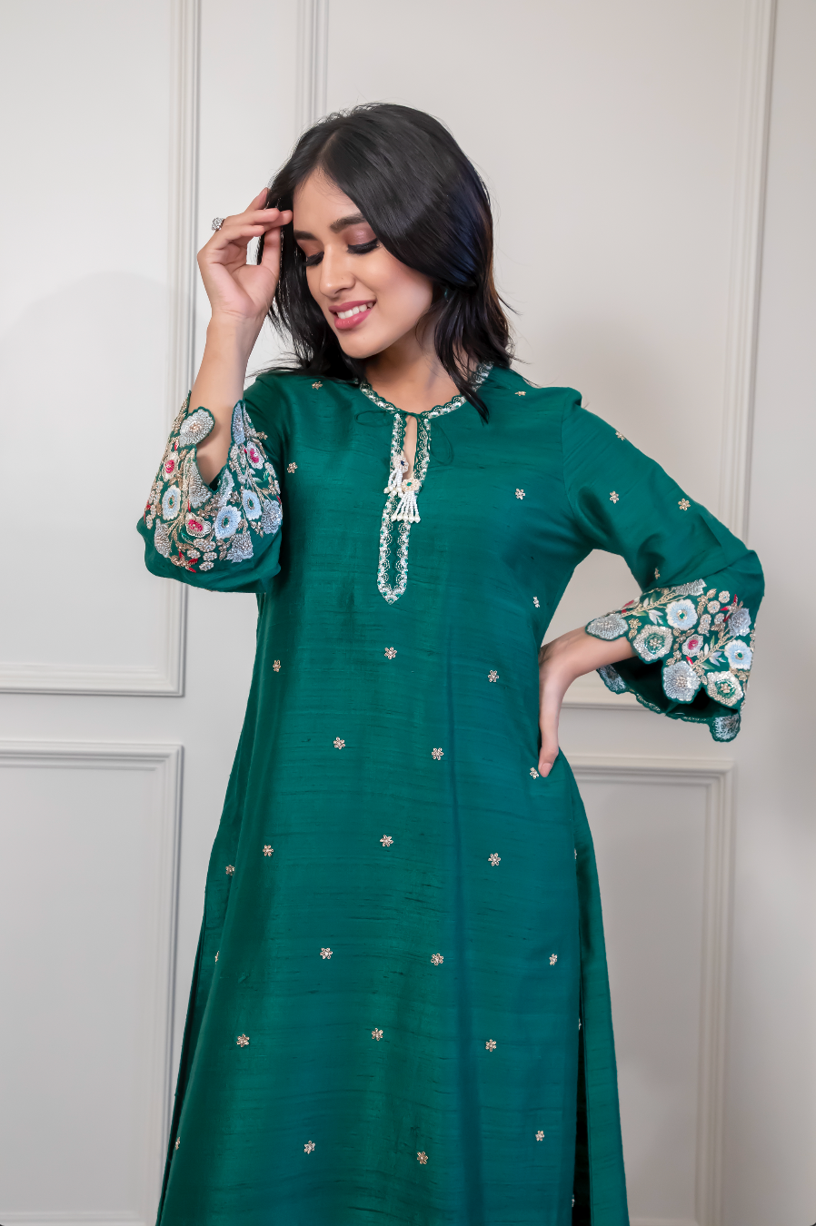 Green Rose Cut Scallop Kurta Set